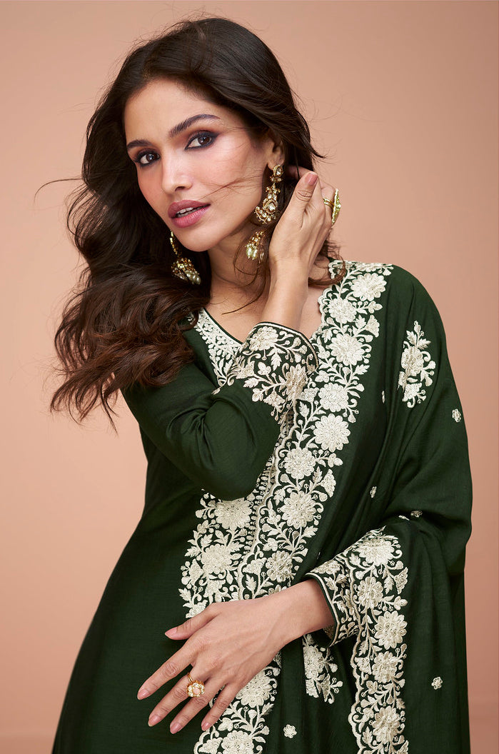 Indian Salwar Kameez Online in Green Color