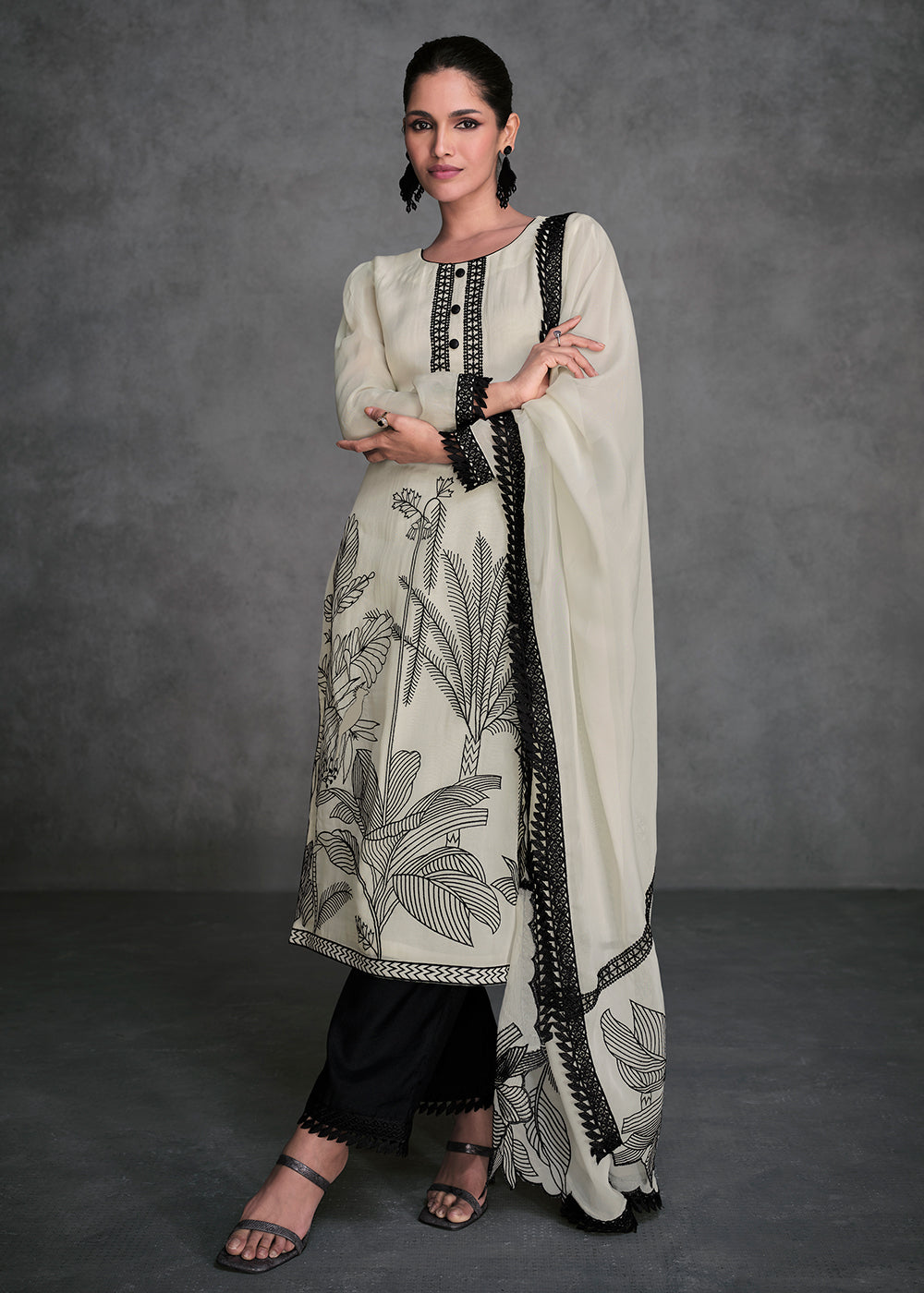 Readymade Elegant White Salwar Kameez