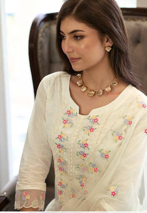 Readymade Elegance in White Designer Indian Salwar Kameez