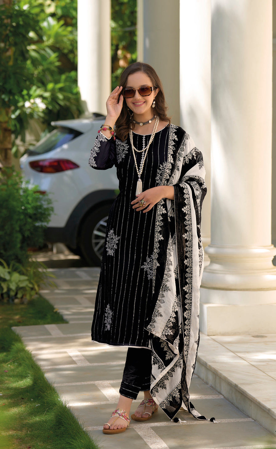 indian readymade salwar kameez in black