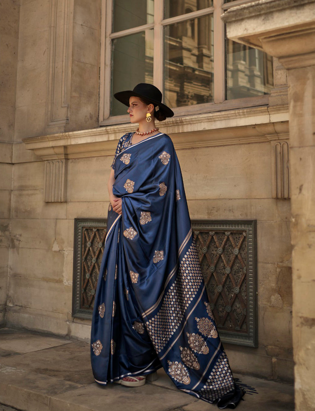 Captivating Blue Pure Satin Handloom Saree