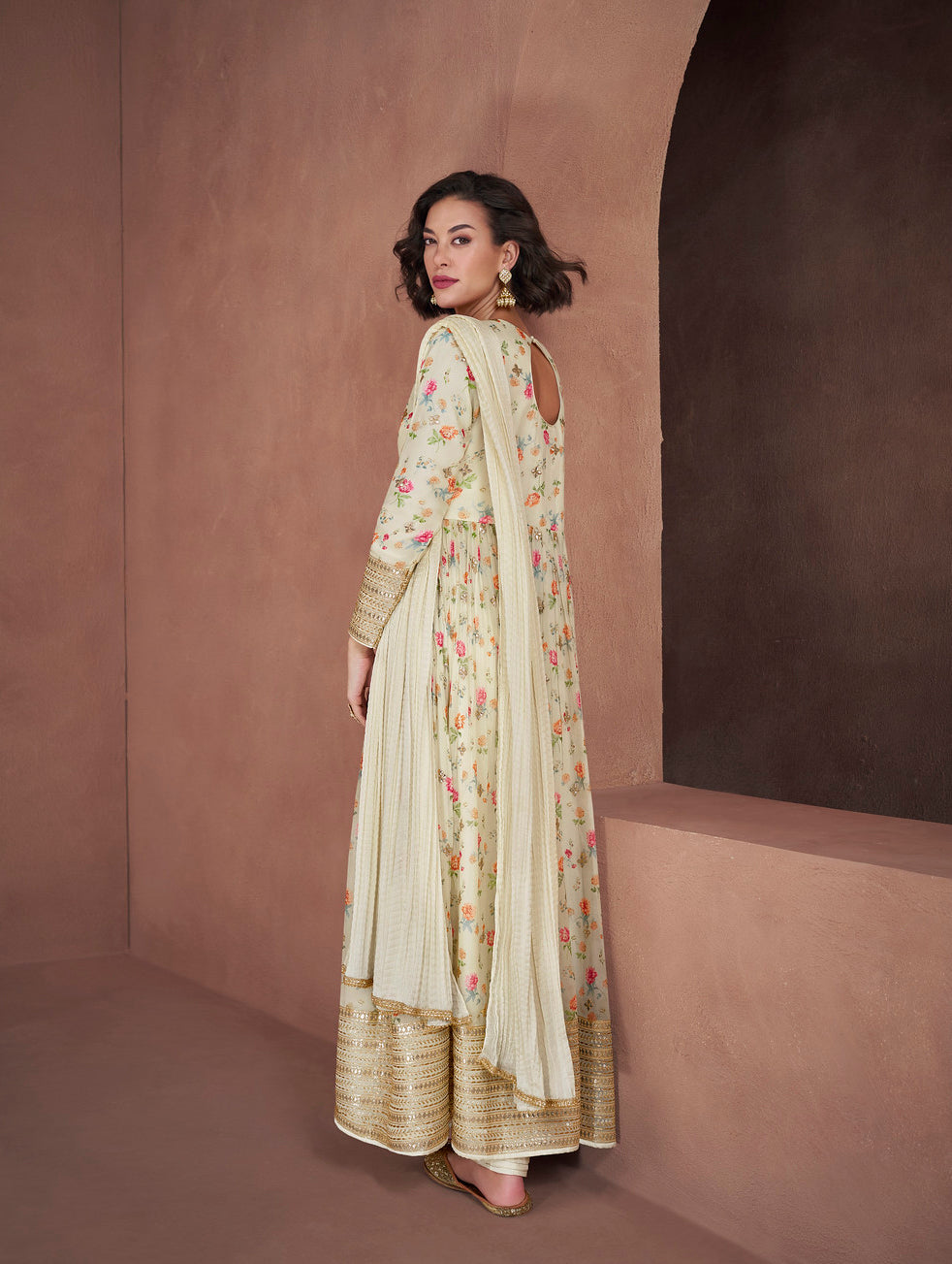 Elegant Dover White Salwar Kameez