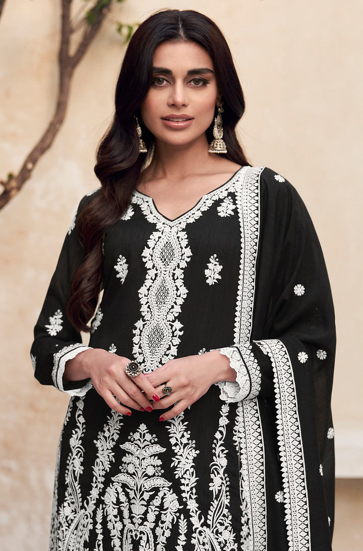 Elegance in Black Designer Salwar Kameez