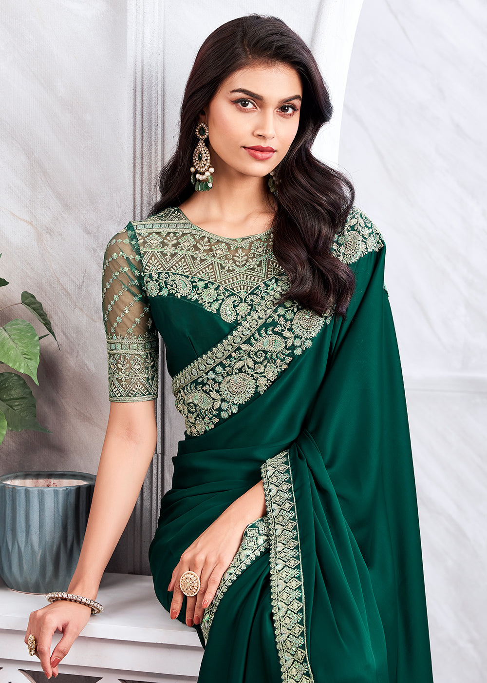 Elegant Green Silk and Linen Saree with Intricate Embroidery